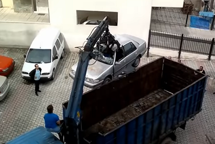 παρανομη σταθμευση αφαιρεση πινακιδων | Odigein