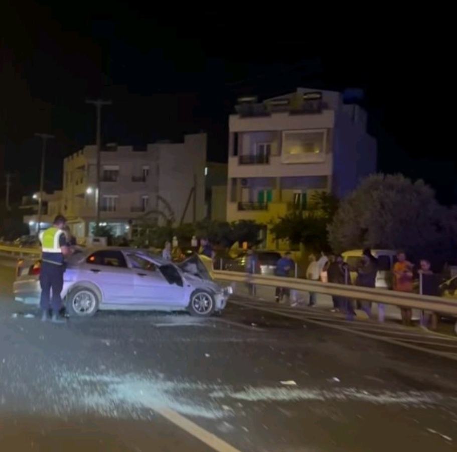 Σοβαρό Τροχαίο Ατύχημα: Αυτοκίνητο έκανε 4 τούμπες στον αέρα – Από θαύμα σώθηκε η οδηγός – ΦΩΤΟ